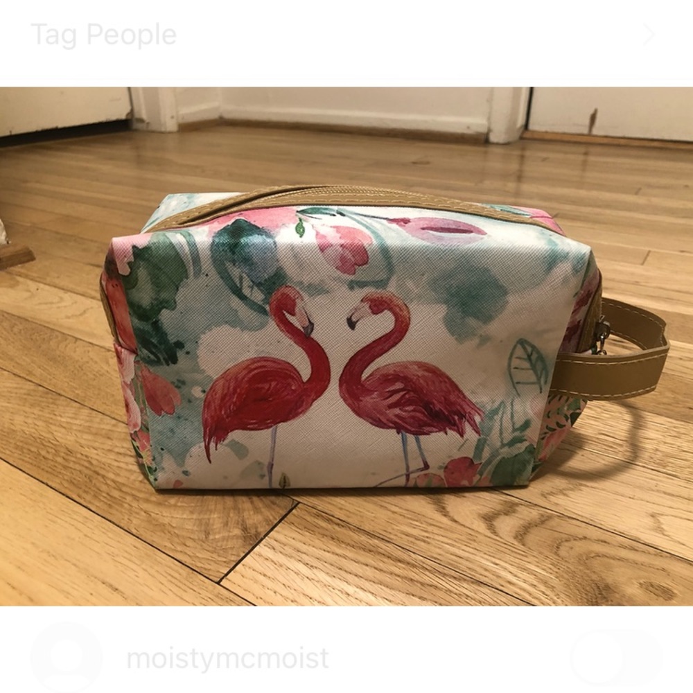 Flamingo toiletries / makeup bag - Picture 2 of 4